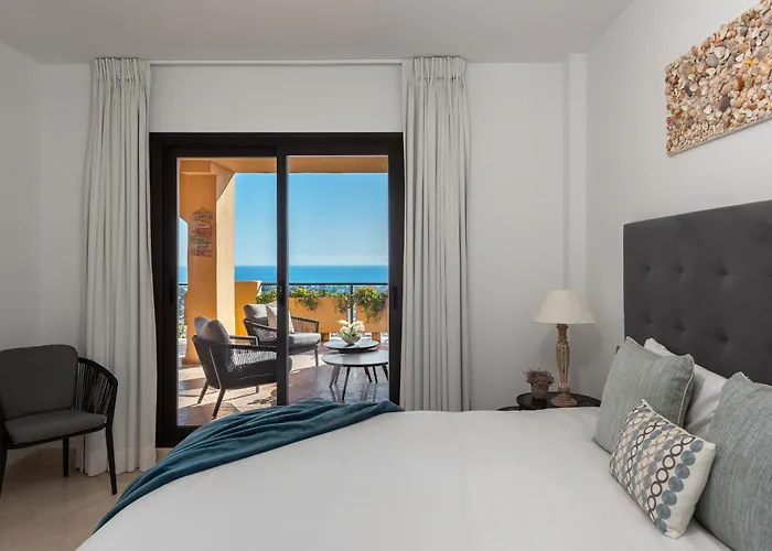 شقة Deluxe 2-bedroom With Breathtaking Views *