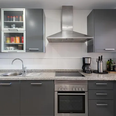 Deluxe 2-bedroom With Breathtaking Views