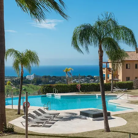 Daire Deluxe 2-bedroom With Breathtaking Views
