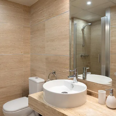 Daire Deluxe 2-bedroom With Breathtaking Views