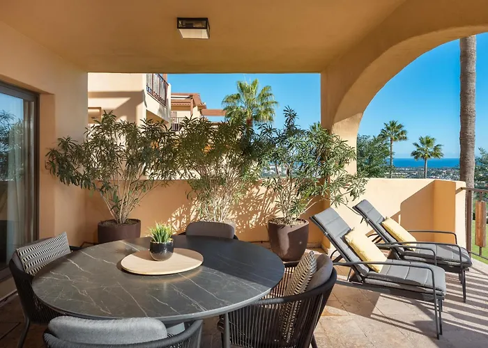 Deluxe 2-bedroom With Breathtaking Views